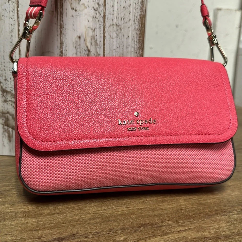 Kate spade nwot Rosie canvas flap crossbody pink white leather shoulder purse - Picture 4 of 14
